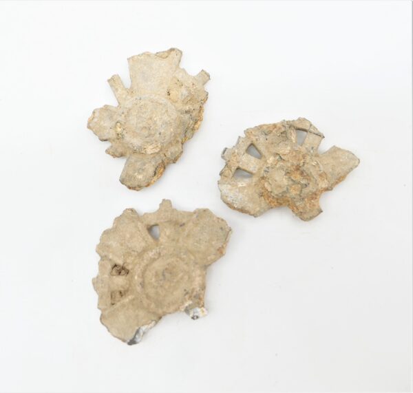 3 x Kriegsverdienstkreuz mit Schwerter - Fragmente - Bodenfund – Bild 2