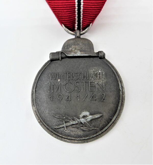 Medaille Winterschlacht im Osten 1941/42 – Hersteller 85 (Julius Pietsch, Gablonz) - WIO – Bild 3