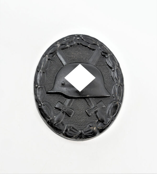 Verwundetenabzeichen Schwarz – Hersteller 120 (Franz Petzl, Wien) - VWA