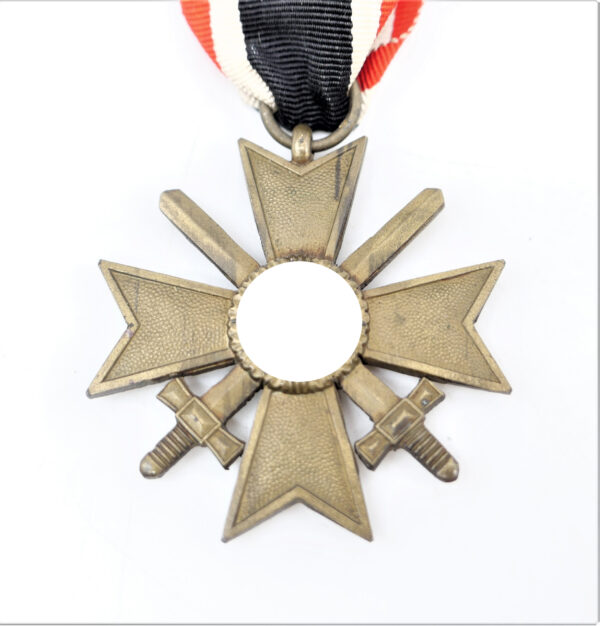 Kriegsverdienstkreuz 2. Klasse mit Schwerter - Mit verschlagener Punze - KVK