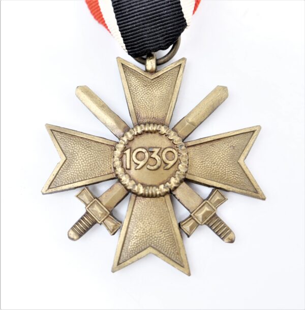 Kriegsverdienstkreuz 2. Klasse mit Schwerter - Mit verschlagener Punze - KVK – Bild 3