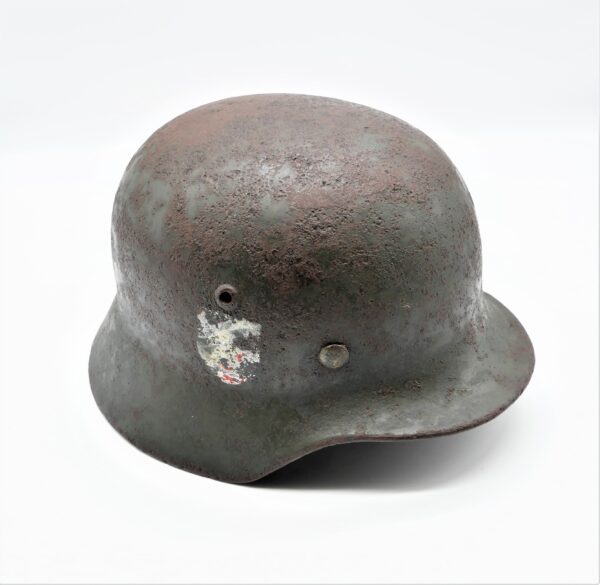 Deutscher Helm - Stahlhelm M35 DD - E.F. (Emaillierwerke Fulda) 62 - Doppelemblemer - Fundzustand mit viel Restfarbe