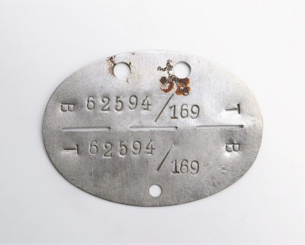 Erkennungsmarke eines Fallschirmschützen - 62594 - 1. KP. Fallschirm Erprobungsabtl. XI - Flg. Korps - EKM - Dogs Tag – Bild 2
