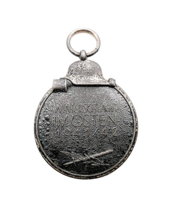 Medaille Winterschlacht im Osten – Hersteller 107 (Carl Wild, Hamburg) – WIO – Bild 2