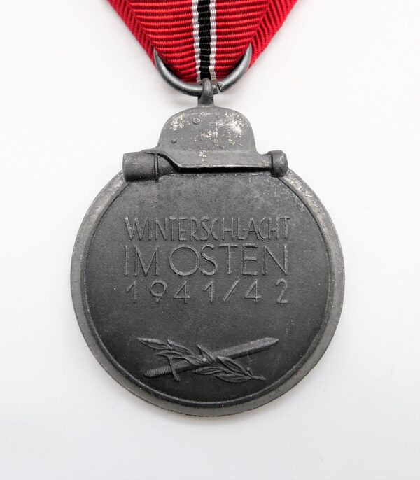 Medaille Winterschlacht im Osten 1941/42 – Hersteller 4 (Steinhauer & Lück, Lüdenscheid) – WIO – Bild 3
