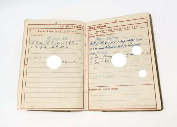 Wehrpass - Wehrmachts-Führerschein - Eines Unteroffiziers der 4. Komp. Kw. Tr. Regt. 605 - Umfangreicher Gefechtskalender – Bild 9