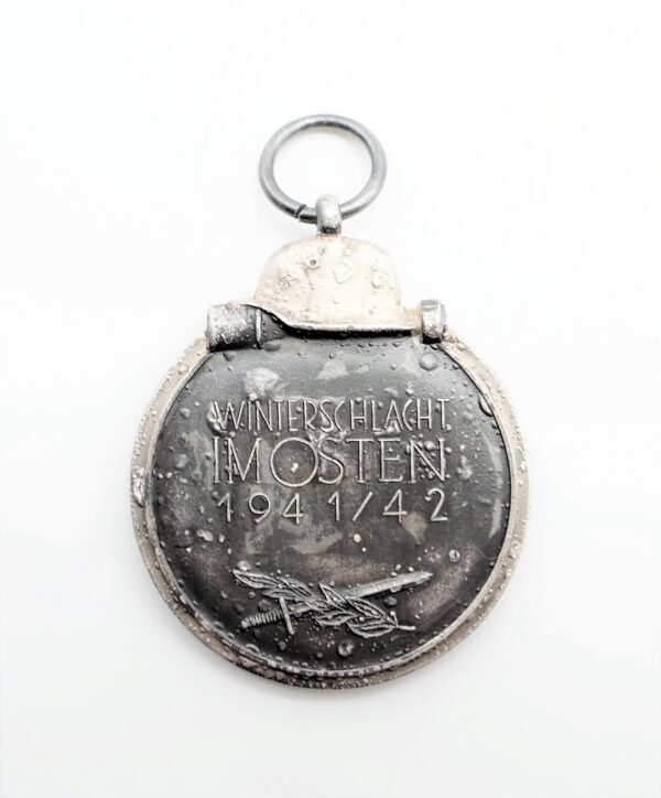 Medaille Winterschlacht im Osten 1941/42 - Hersteller 18 (Karl Wurster KG, Markneukirchen) - WIO – Bild 2