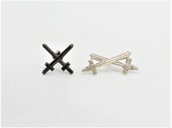 2 x Schwerter Auflage für die Feldspange