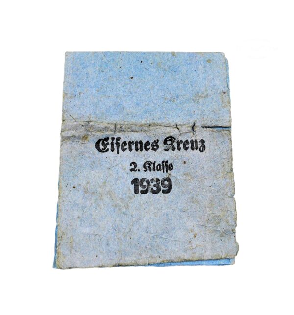 Verleihungstüte zum Eisernes Kreuz 2. Klasse 1939 – Hersteller Walter & Henlein, Gablonz – EK