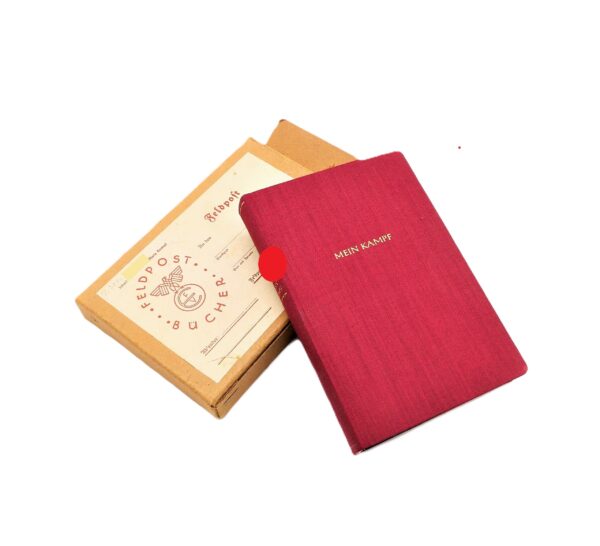 Buch – Mein Kampf – Rote Tornisterausgabe von 1941 – Mit dem seltenen Feldpostkarton – Karton