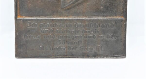 Wandbild – Relief – Mit dem Kopfbild von Adolf Hitler – Ich glaube an Deutschland........ – Bild 3