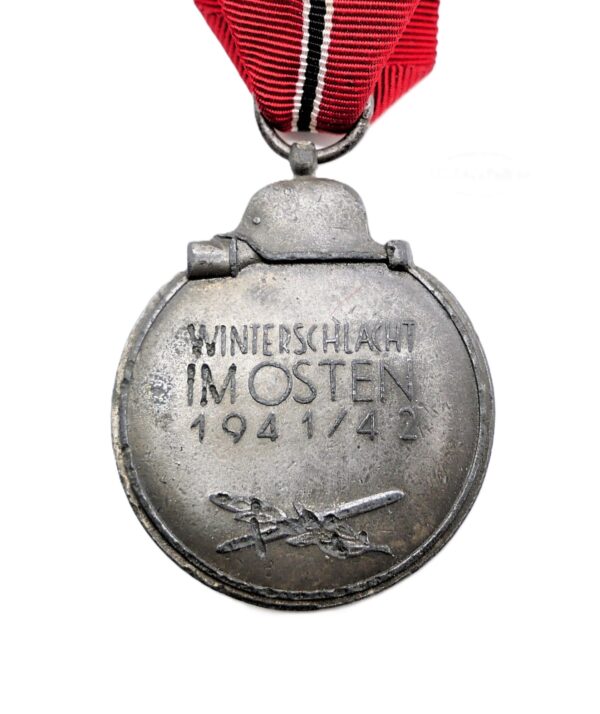 Medaille Winterschlacht im Osten 1941/42 - Mit verschlagener Punze - WIO – Bild 3
