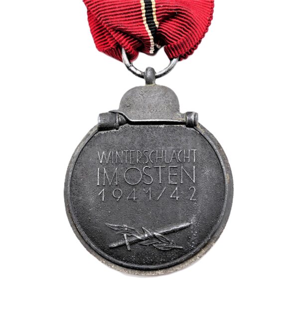 Medaille Winterschlacht im Osten 1941/42 – Hersteller 6 (Fritz Zimmermann, Stuttgart) - WIO – Bild 3