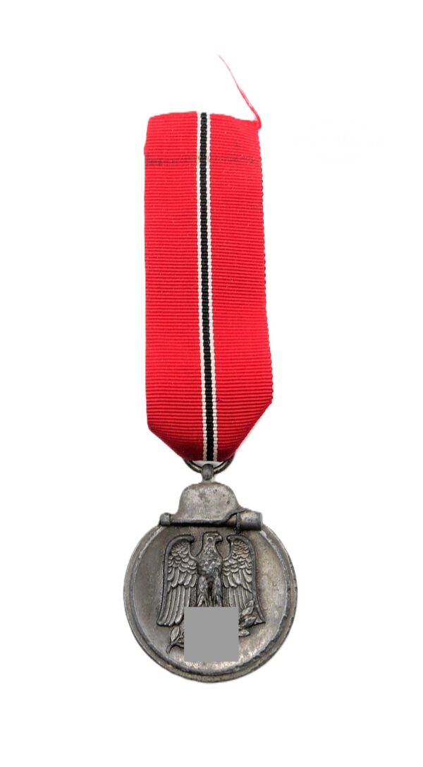 Medaille Winterschlacht im Osten 1941/42 - Mit verschlagener Punze - WIO – Bild 2