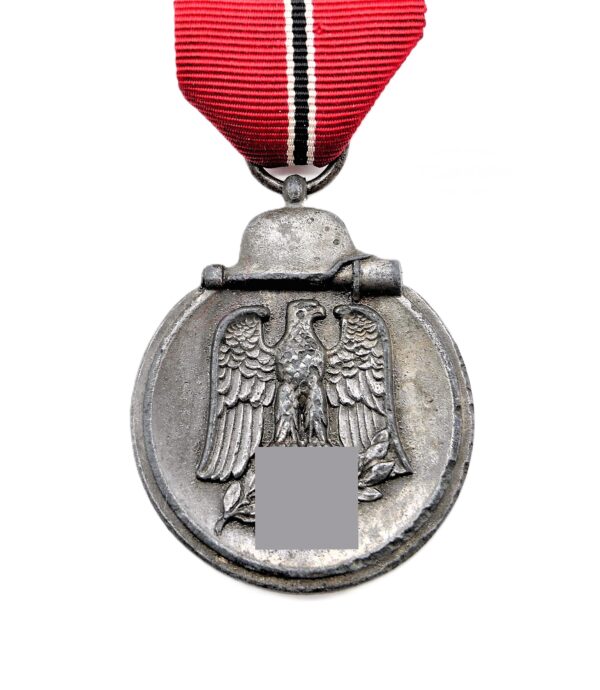 Medaille Winterschlacht im Osten 1941/42 - Mit verschlagener Punze - WIO