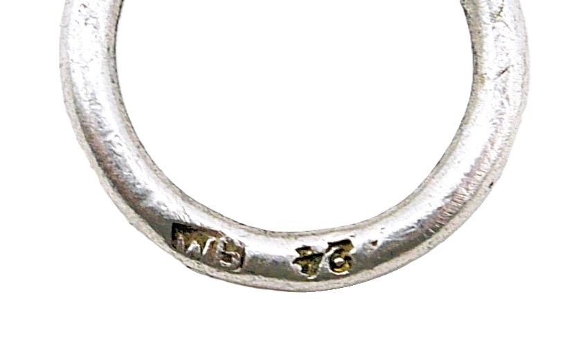 Eisernes Kreuz 2. Klasse 1939 – Hersteller 24 (Arbeitsgemeinschaft der Hanauer Plakettenhersteller, Hanau am Main) – Mit Zusatzpunze WB – EK – Bild 4