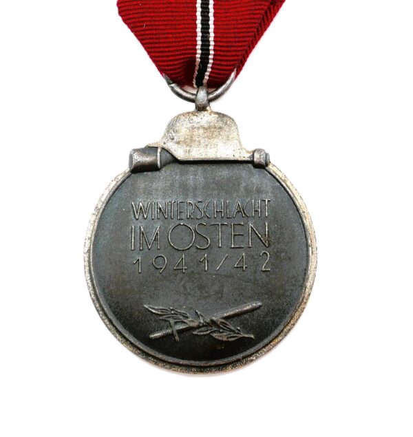 Medaille Winterschlacht im Osten 1941/42 – Hersteller 30 (Hauptmünzamt Wien) – WIO – Bild 3