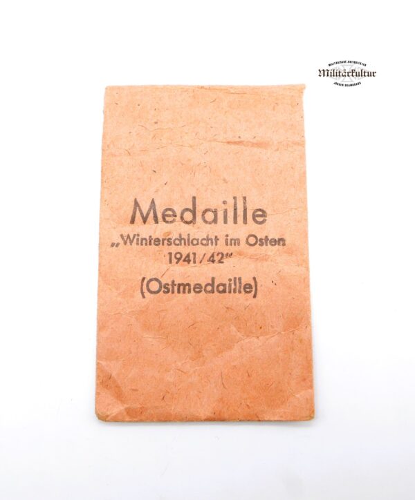 Medaille Winterschlacht im Osten 1941/42 – Hersteller 20 (C.F. Zimmermann, Pforzheim) – Mit Verleihungstüte - WIO – Bild 5