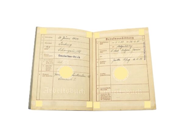 Verleihungsurkunde/Urkunde/Besitzzeugnis zum Verwundetenabzeichen Schwarz - Arbeitsbuch - DAF Mitgliedsbuch - Eines Angehörigen des 5. Jäg. Rgt. 204 (Spielhahnjäger) – Bild 3