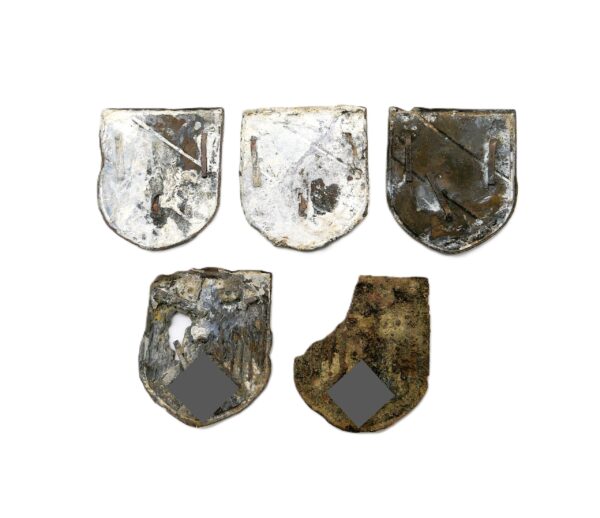Embleme für den Tropenhelm des Afrika Korps (DAK) – Bodenfund – Emblem – Bild 3