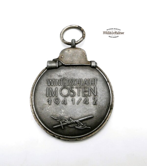 Medaille Winterschlacht im Osten 1941/42 – Hersteller 30 (Hauptmünzamt Wien) – WIO – Bild 2