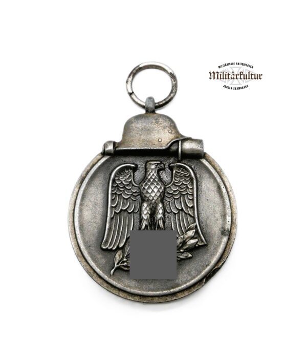 Medaille Winterschlacht im Osten 1941/42 – Hersteller 30 (Hauptmünzamt Wien) – WIO