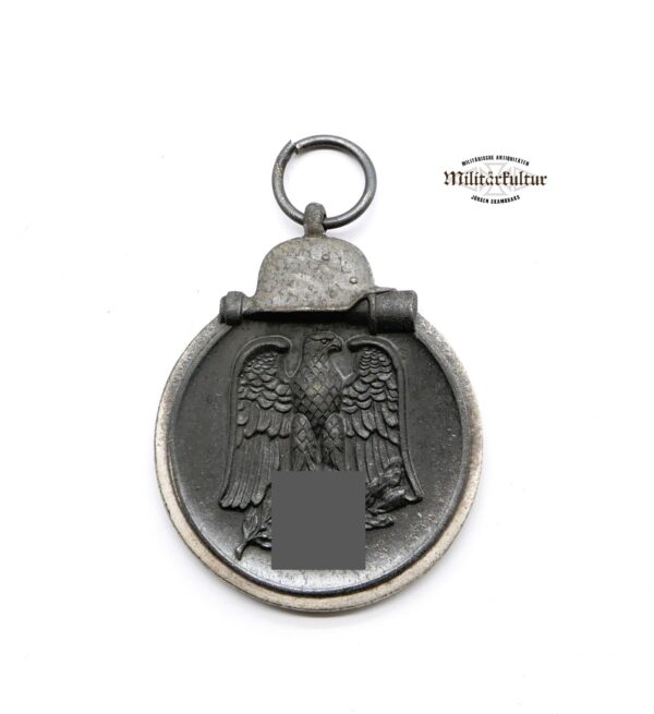 Medaille Winterschlacht im Osten 1941/42 – Hersteller Carl Poellath, Schrobenhausen – Mit Verleihungstüte – WIO – Bild 2