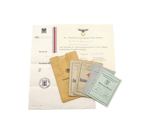 Deutsches Rotes Kreuz (DRK) - Ausweiskarte - Dienstausweis - Papiere - Urkunde - Auszeichnungsborte - Beitrags-Karte