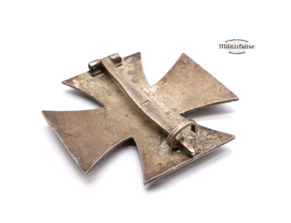 Eisernes Kreuz 1. Klasse 1939 – Hersteller 26 (B. H. Mayer, Pforzheim) – Leicht gewölbt – EK – Bild 4