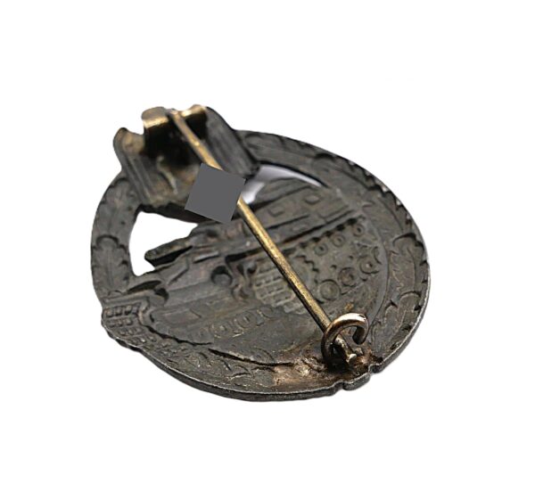 Panzerkampfabzeichen Bronze – Hohlprägung – Hersteller A (F. W. Assmann & Söhne, Lüdenscheid) – PKA – Bild 3