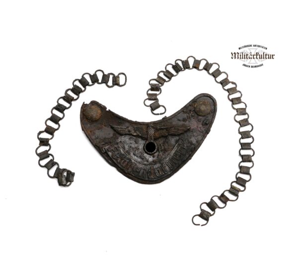 Ringkragen Feldgendarmerie – Bodenfund – Mit Kette – Bild 2