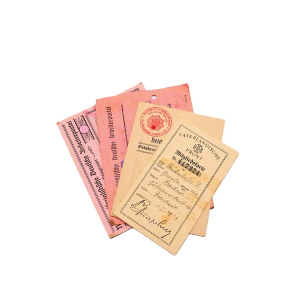 Mitgliedskarte NSDAP mit Anhang - Mitgliedskarte Vaterländische Front - Ausweis RLB (Reichsluftschutzbund)