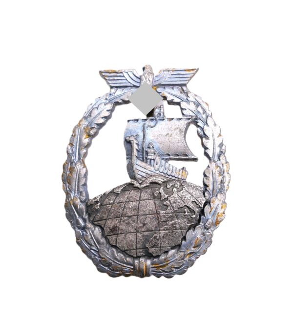 Hilfskreuzer Kriegsabzeichen – Hersteller Schwerin Berlin – Kriegsmarine - Marine - HKA