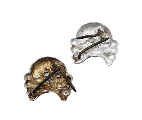2 x Totenkopf – Auflage für den Kragenspiegel – Panzerbesatzungen – Panzer – TK – Bodenfund – Bild 2