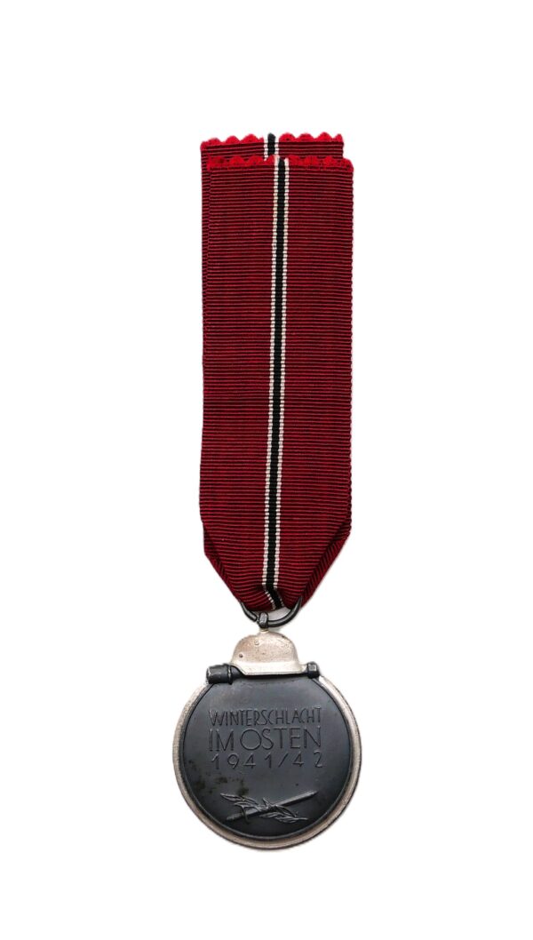 Medaille Winterschlacht im Osten 1941/42 – Hersteller 61 (Rudolf A. Karnath & Sohn, Gablonz) – WIO – Bild 2