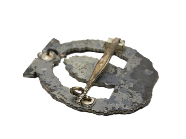 Minensucher (Kriegsabzeichen für Minensuch-, U-Boots-, Jagd- und Sicherungsverbände) – Wilhelm Deumer, Lüdenscheid – Quernadel Typ – Variante 2 – Bild 3