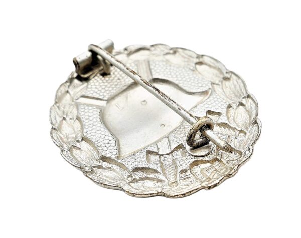 Verwundetenabzeichen Silber – Armee und Kolonialtruppen 1918 – Hersteller L/56 (Funcke & Brüninghaus, Lüdenscheid) – VWA – Bild 3