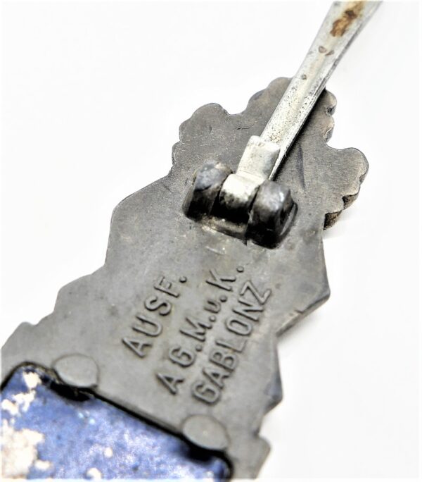 Nahkampfspange Silber – Ausf. A. G. M. u. K., Gablonz (Arbeitsgemeinschaft Metall und Kunststoff, Gablonz) – Blaues Plättchen - NKS – Bild 7