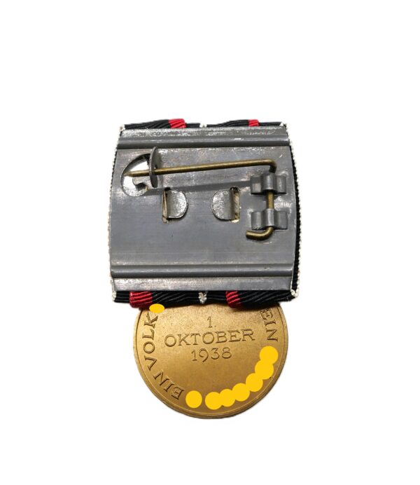 Medaille zur Erinnerung an den 1. Oktober 1938 – Sudetenland-Medaille - An einer Einzelspange – Einzelbandspange - Hortfund – Bild 2