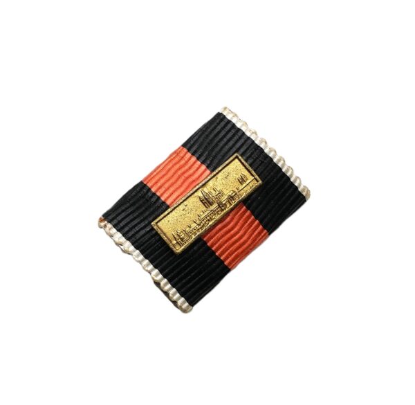 Feldspange – Medaille zur Erinnerung an den 1. Oktober 1938 - Sudetenmedaille mit der Prager Burg Auflage – EK – Bandspange