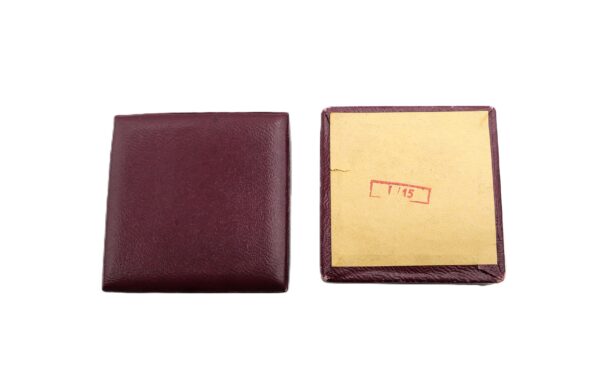 LDO Etui zur Miniatur des Ehrenkreuz der Deutschen Mutter – Hersteller L/15 (Otto Schickle, Pforzheim) – Mutterkreuz – Aus alten Händlerbestand – Bild 3