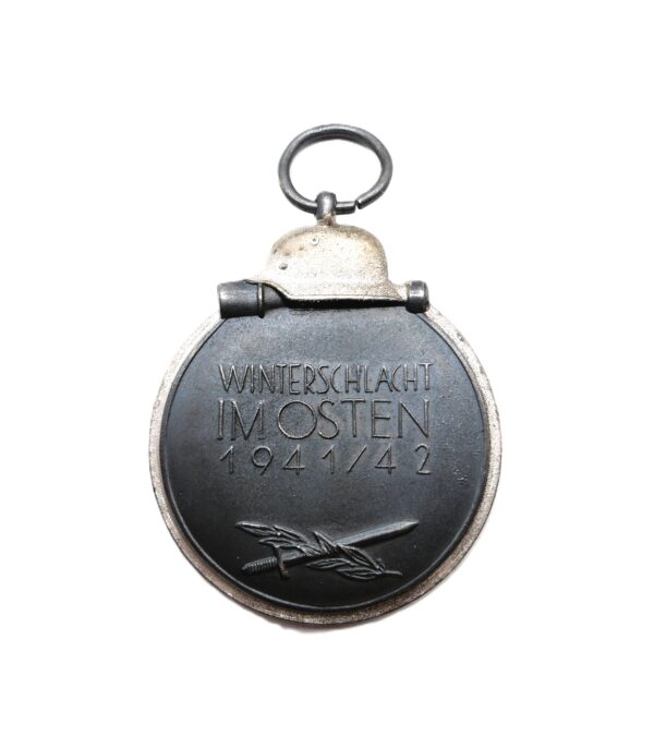 Medaille Winterschlacht im Osten 1941/42 – Hersteller 63 (Franz Klast & Söhne, Gablonz) - Mit der Verleihungstüte - WIO – Bild 3