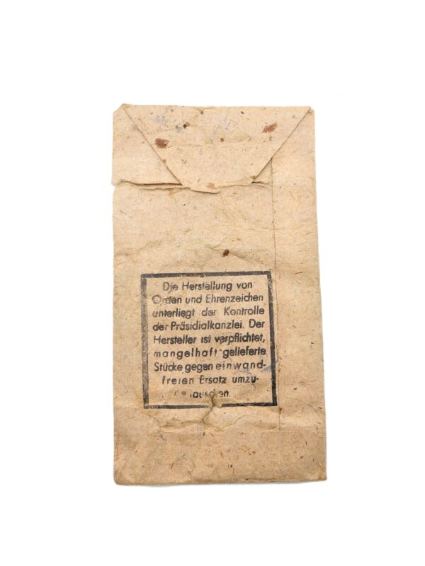 Infanterie Sturmabzeichen Silber – Hersteller R.S. (Rudolf Souval, Wien) – Mit der LDO Verleihungstüte – ISA – Bild 7