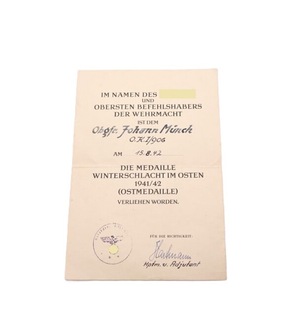 Urkunde zur Medaille Winterschlacht im Osten – Kriegsverdienstkreuz - Für einen Obergefreiten – Ortskommandantur 1/906 – WIO – KVK - Urkunde – Ostmedaille – Bild 2