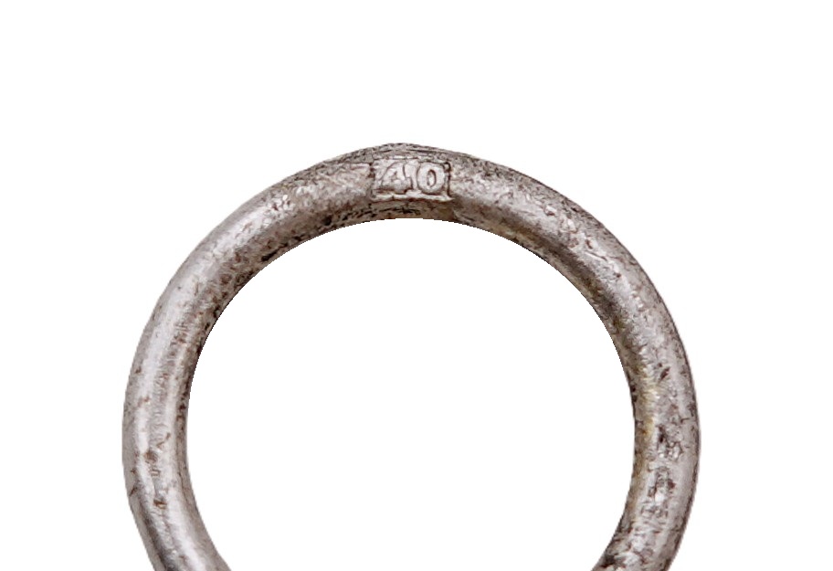 Eisernes Kreuz 2. Klasse 1939 – Hersteller 40 (Berg & Nolte, Lüdenscheid) – Mit dem Wickelpapier und der Verleihungstüte – EK – Bild 4