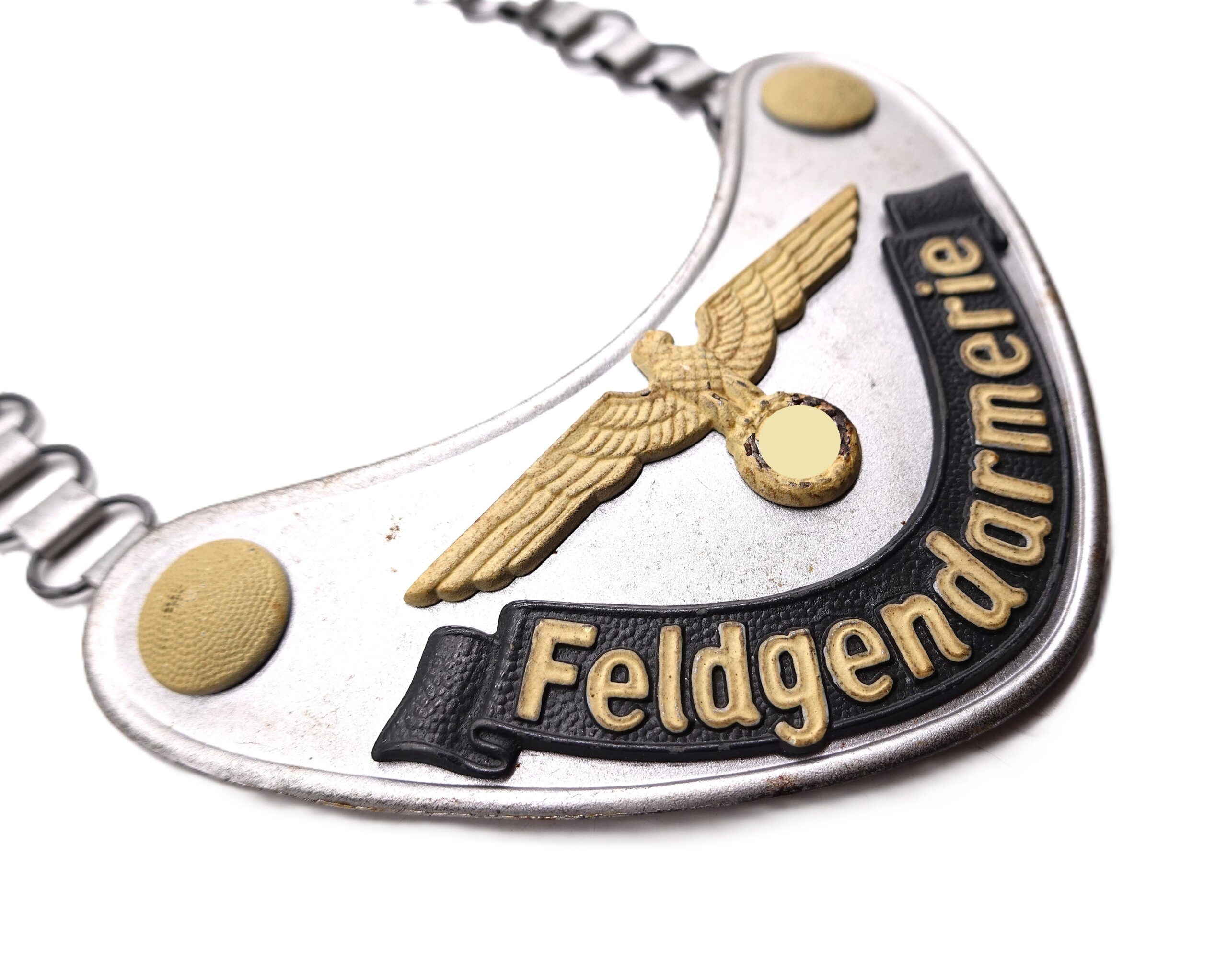 Ringkragen Feldgendarmerie - Komplett mit der Kette - Hersteller J. C. Maedicke, Berlin – Bild 4