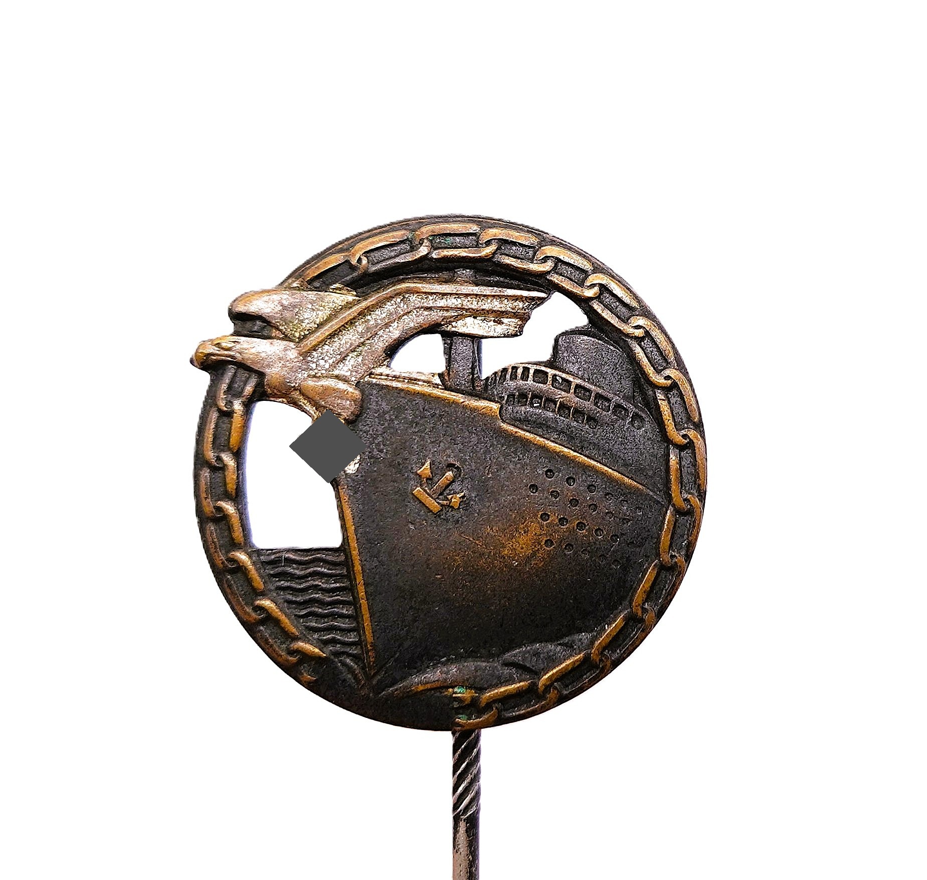 Blockadebrecher Kriegsabzeichen - Dishback Variante - Hersteller Schwerin Berlin - Mit der Halbminiatur - Verleihungsetui - Etui - Kriegsmarine – Bild 8